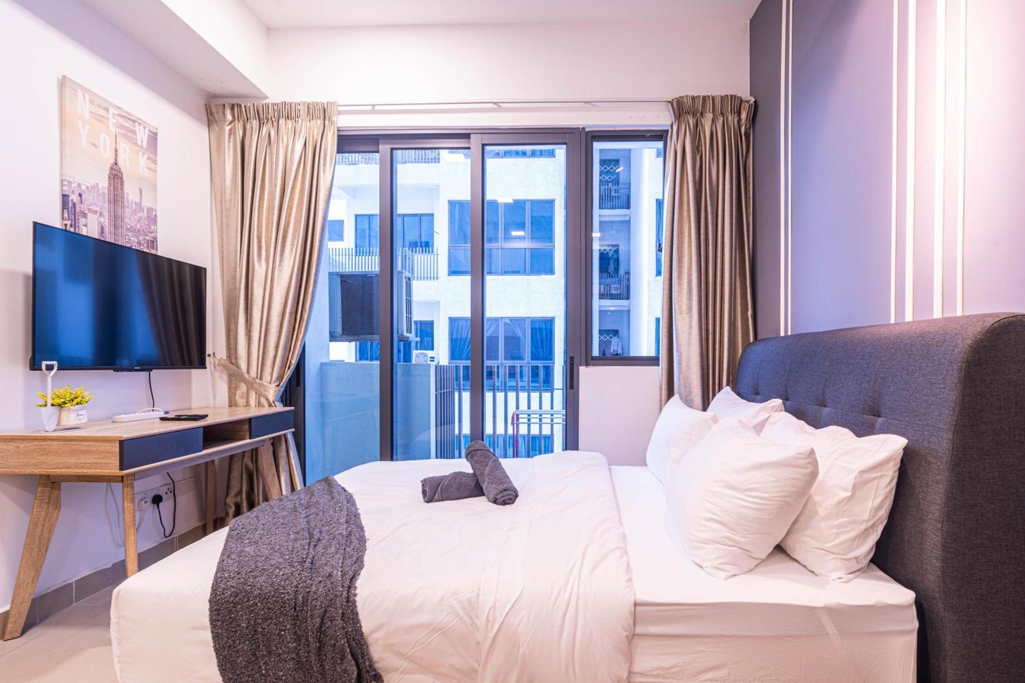 The Colony By Infinitum Best Pool View Klcc Trx Merdeka 118 Kl Tower 쿠알라룸푸르 외부 사진